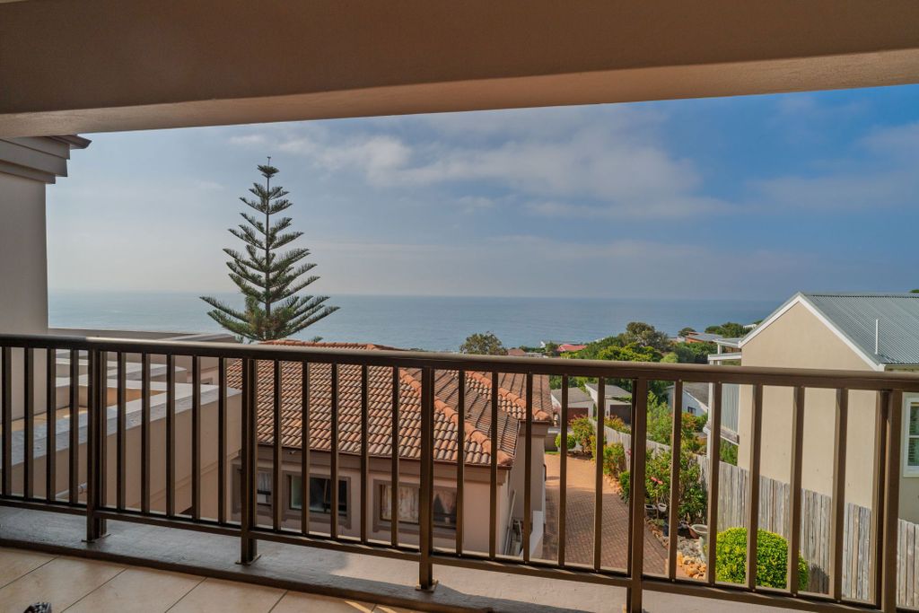 Property photo 2 of 70 Fh1739975