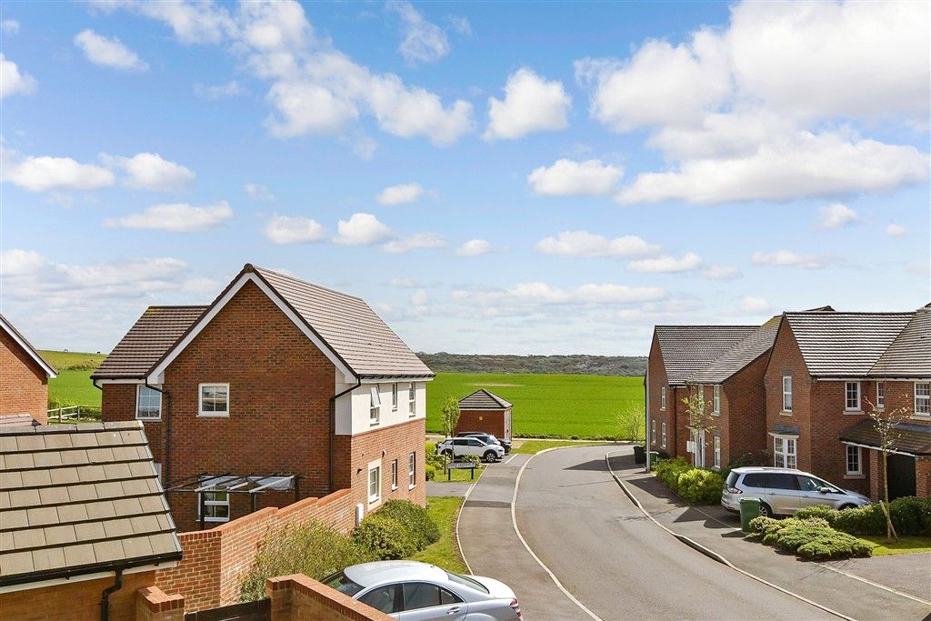 Additional image 13 of 4 bed detached house for saleLinnet Crescent, Peacehaven, Brighton, East Sussex BN10