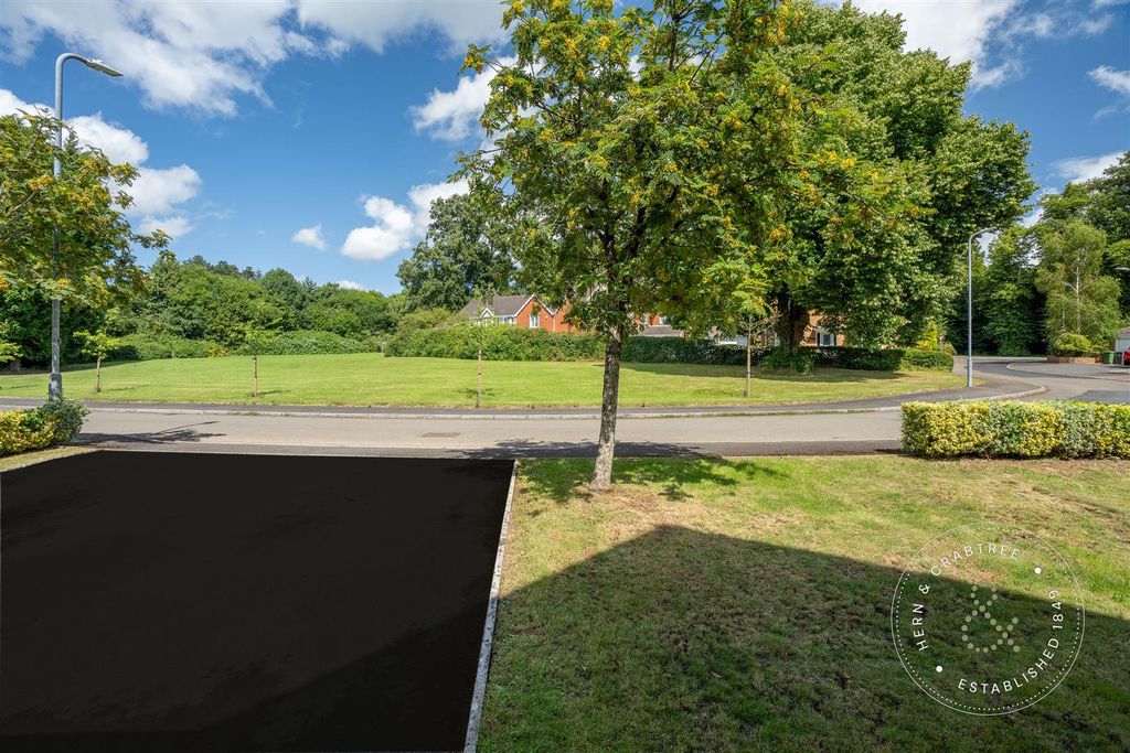 Property photo 2 of 47 Nf79Zsfg.Jpg