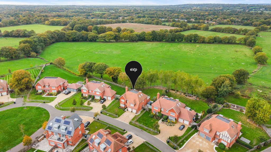 Property photo 3 of 38