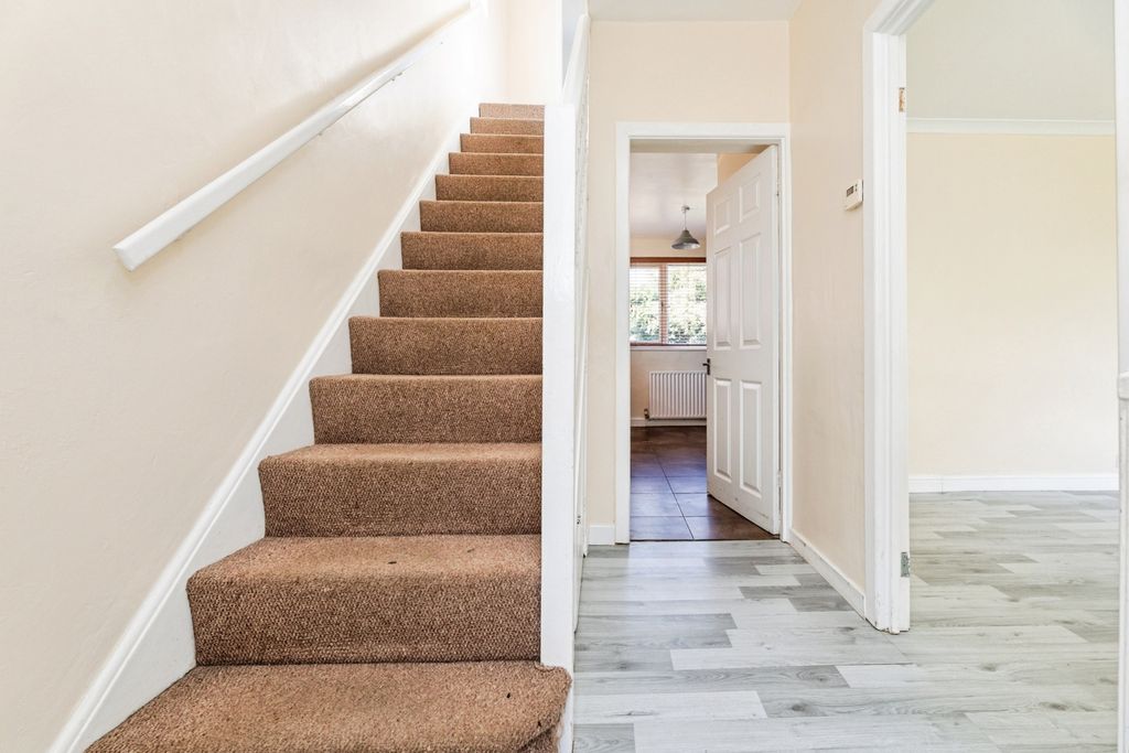 Property photo 3 of 22 Pbox-Img.Jpg