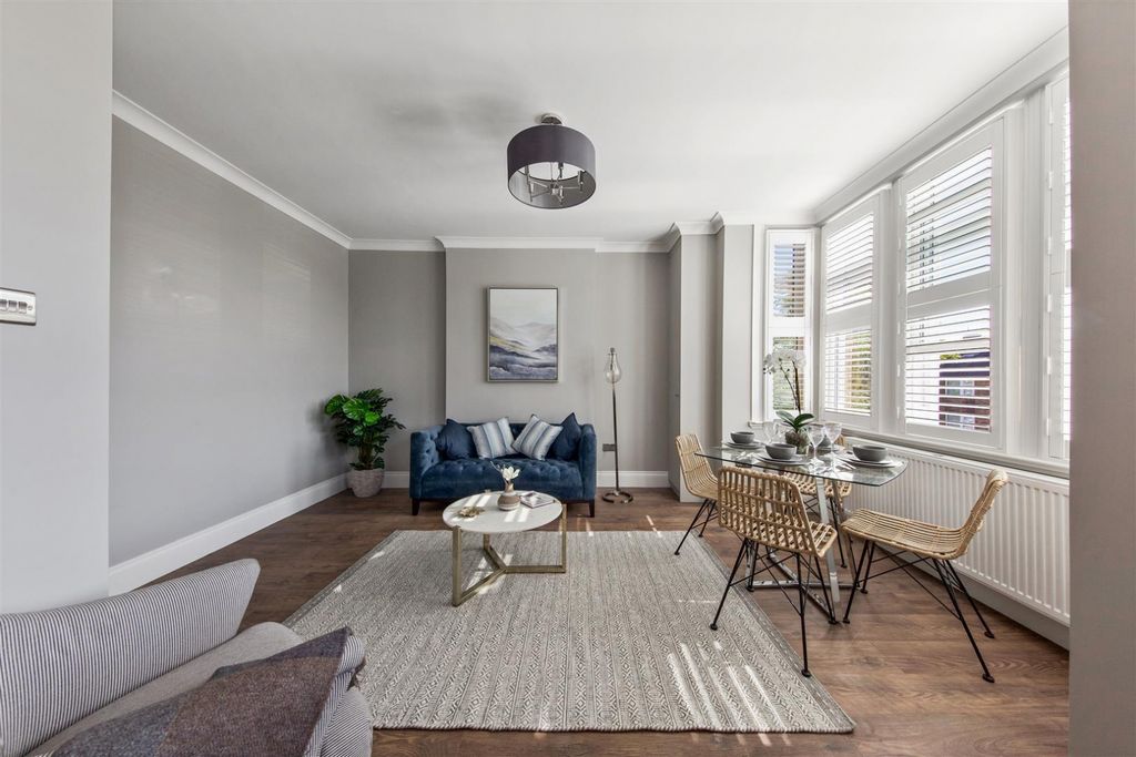 Property photo 1 of 11 Church Rd