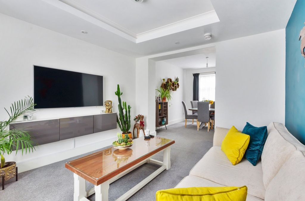 Property photo 2 of 11 Picture No. 02