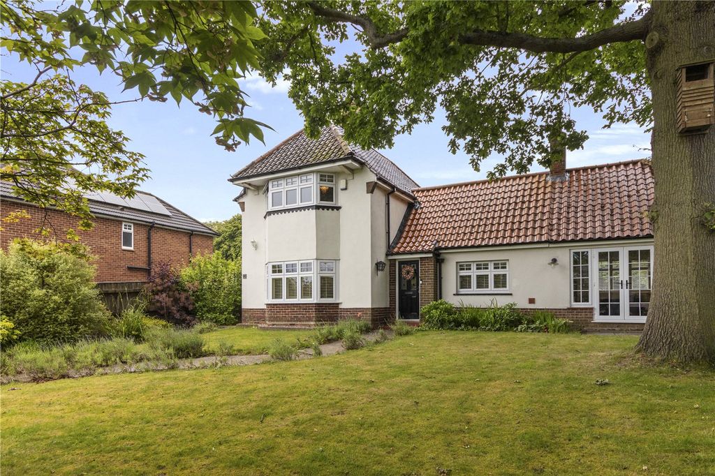Property photo 1 of 41 Picture No. 20