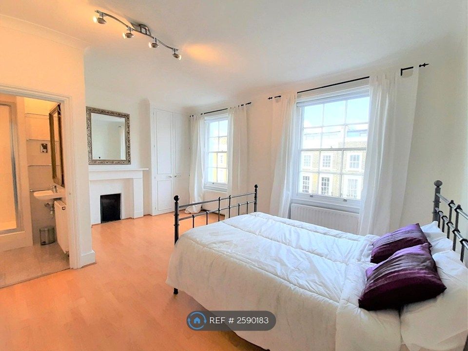 Property photo 2 of 18 Double Bedroom With Ensuite