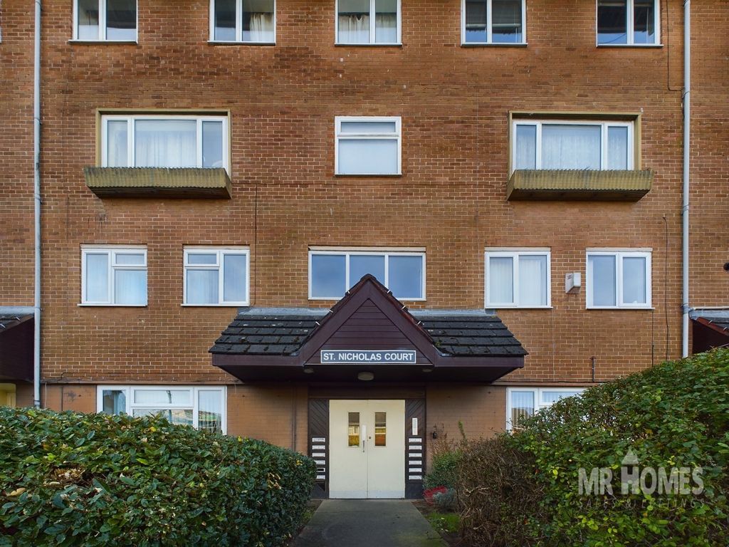 Property photo 2 of 16