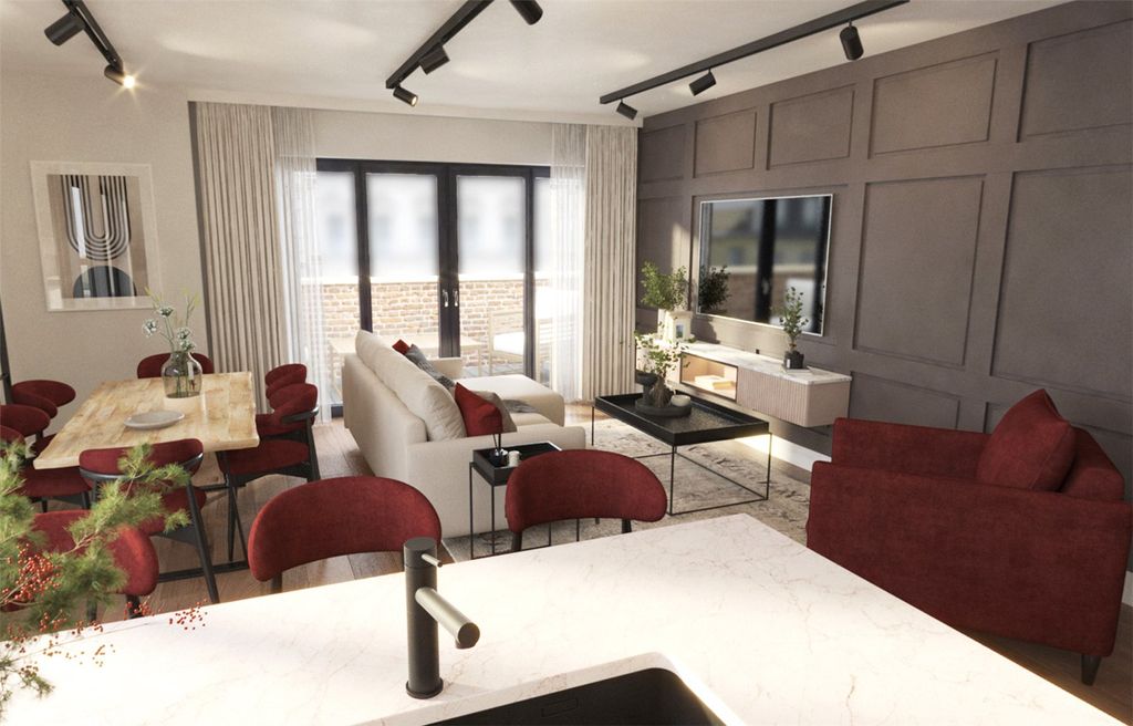 Property photo 2 of 7 Picture No. 13