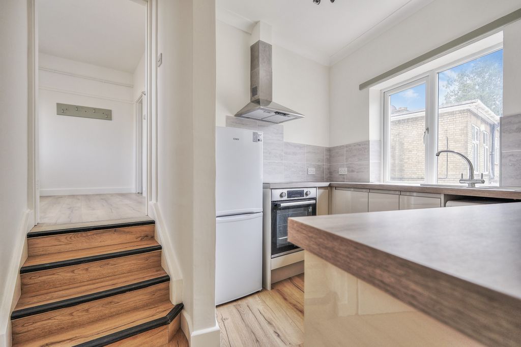 Property photo 3 of 16 Tlc_3d2F4155-87d6-4d4F-9468-F4Afcf5338A6_E51E850