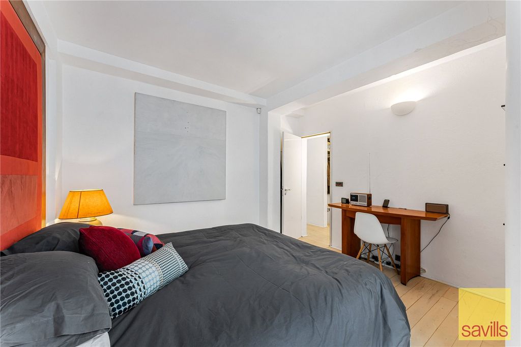 Property photo 3 of 26 Bedroom