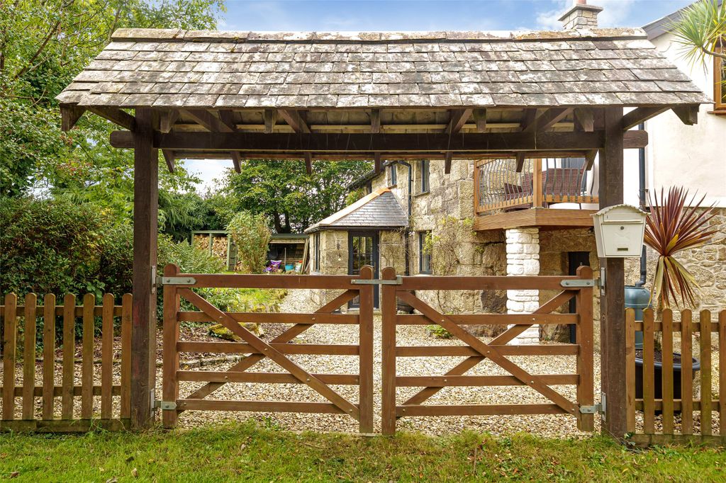 Property photo 2 of 37 Picture No. 60