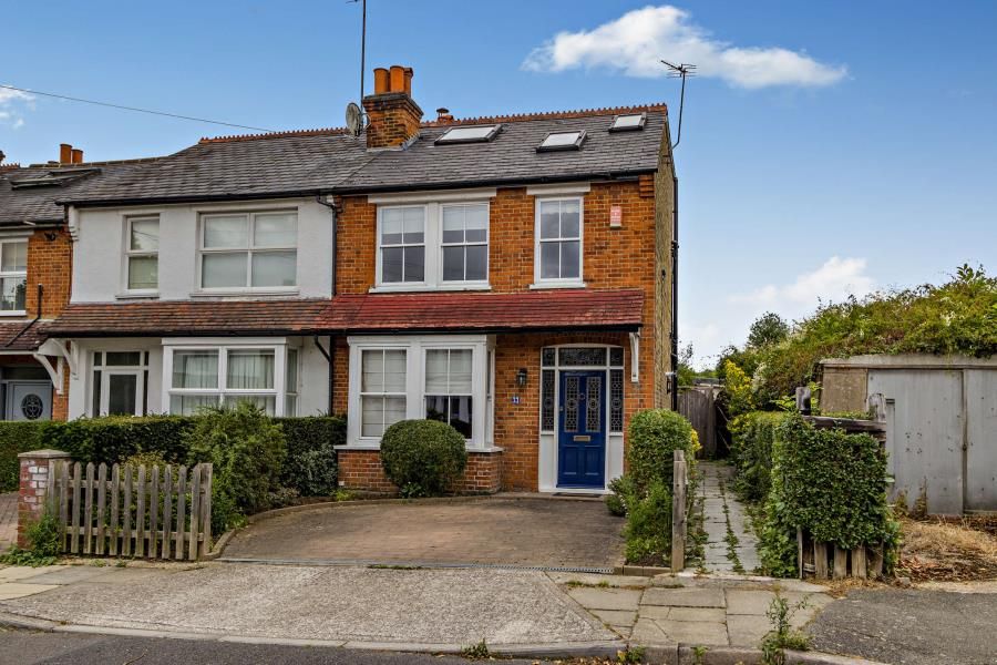 Property photo 1 of 11
