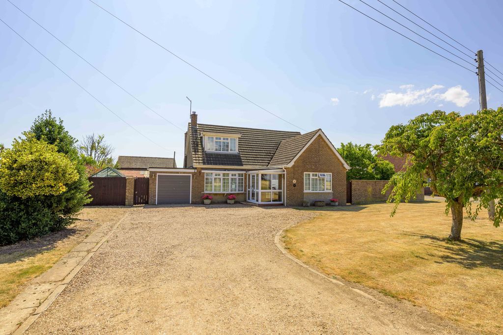 Property photo 1 of 30