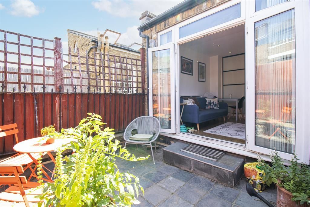 Property photo 2 of 9