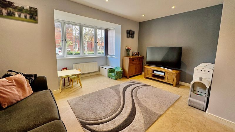 Property photo 3 of 14 Photo 3