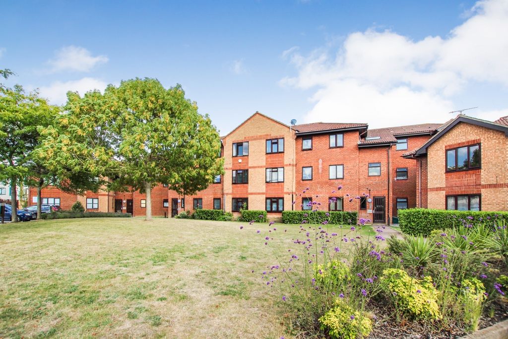Property photo 1 of 6 2518090