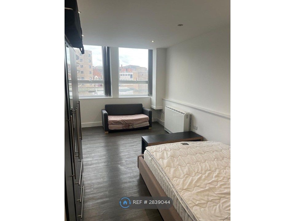 Property photo 3 of 13