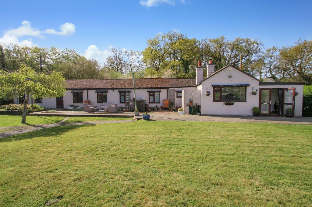 Property photo 1 of 20