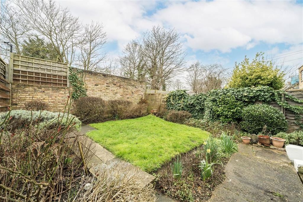 Property photo 3 of 10
