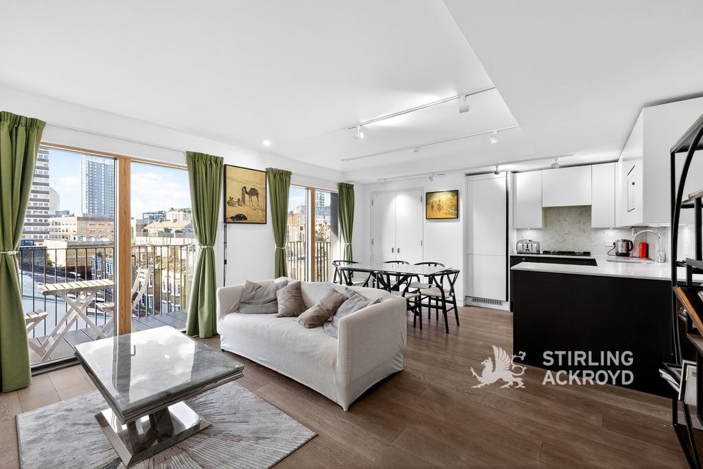 Property photo 1 of 19 Pbox-Img.Jpg