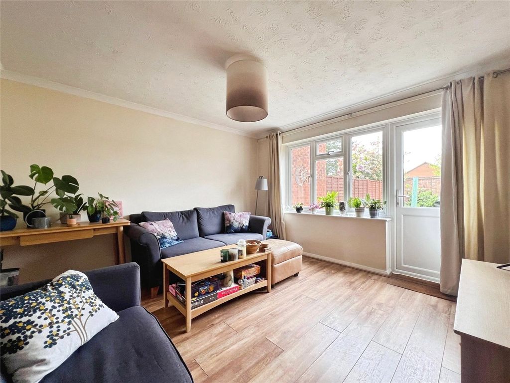 Property photo 2 of 18 Picture No. 35