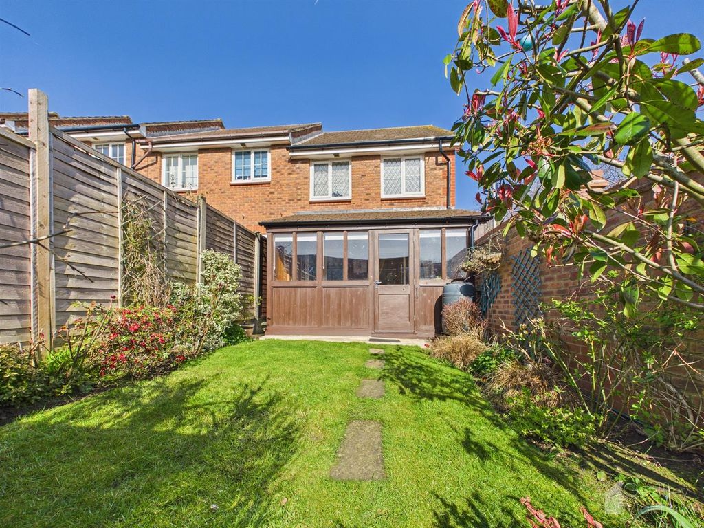 Property photo 2 of 17 Cam02365G0-Pr0437-Still002.Jpg