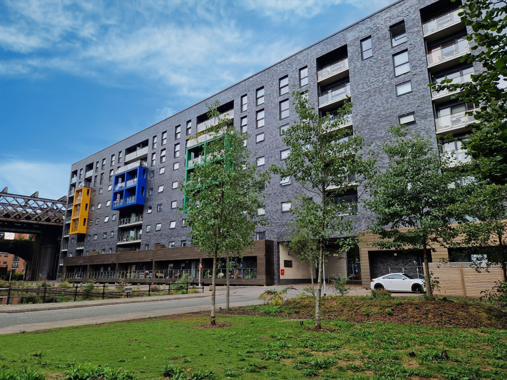 Property photo 1 of 13 92F28184-9cc1-11F1-Bce3-0242Ac110002-1140-0-Auto-0-0.Png