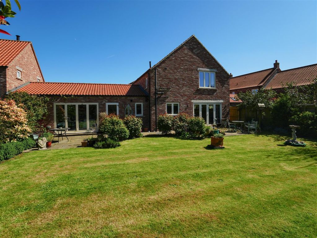 Property photo 2 of 35 External