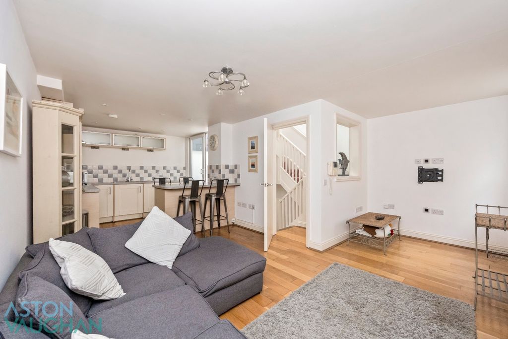 Property photo 1 of 15 5720270