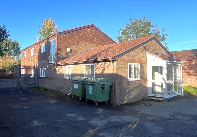 Property photo 1 of 13 Photo 10