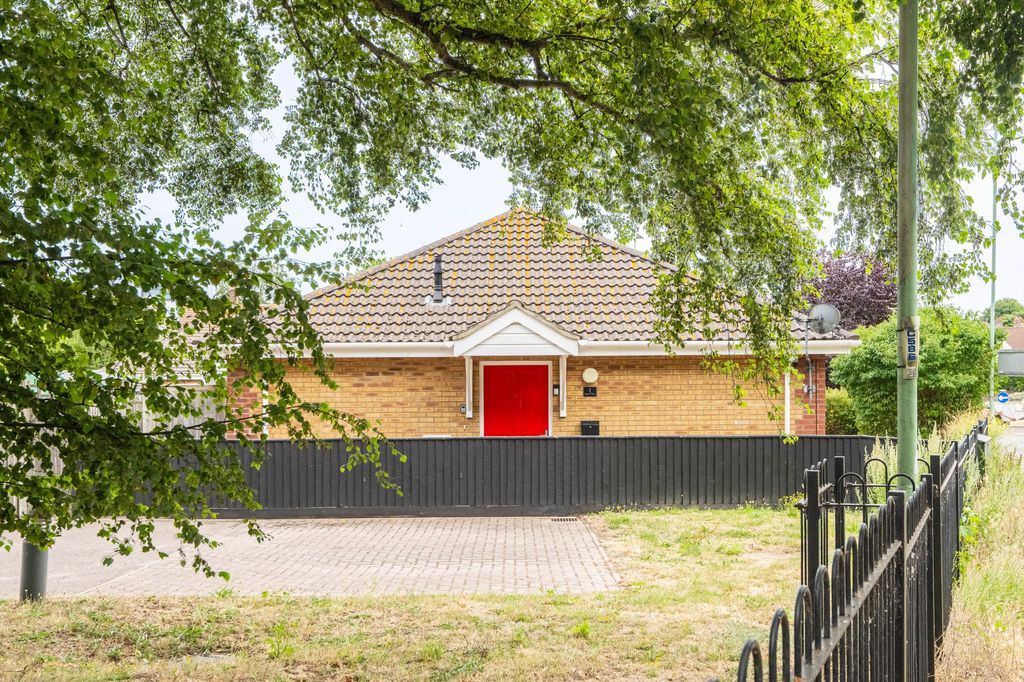Property photo 1 of 10