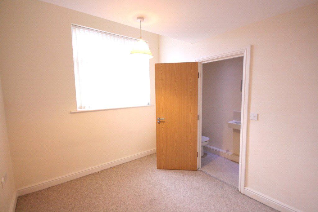 Property photo 3 of 8 Picture No. 04