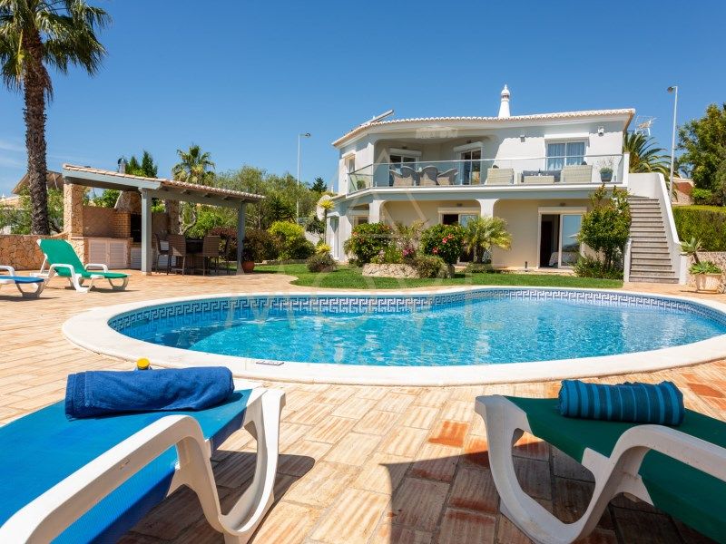 Property photo 3 of 33