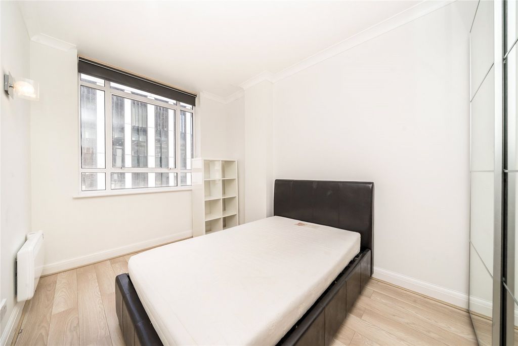 Property photo 3 of 6 Picture No. 08