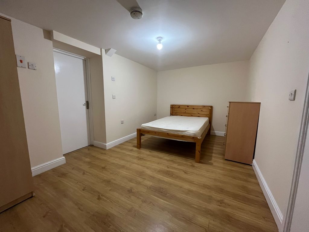 Property photo 2 of 5 Fbcc9d43-A361-4282-A980-818Cf86433E0