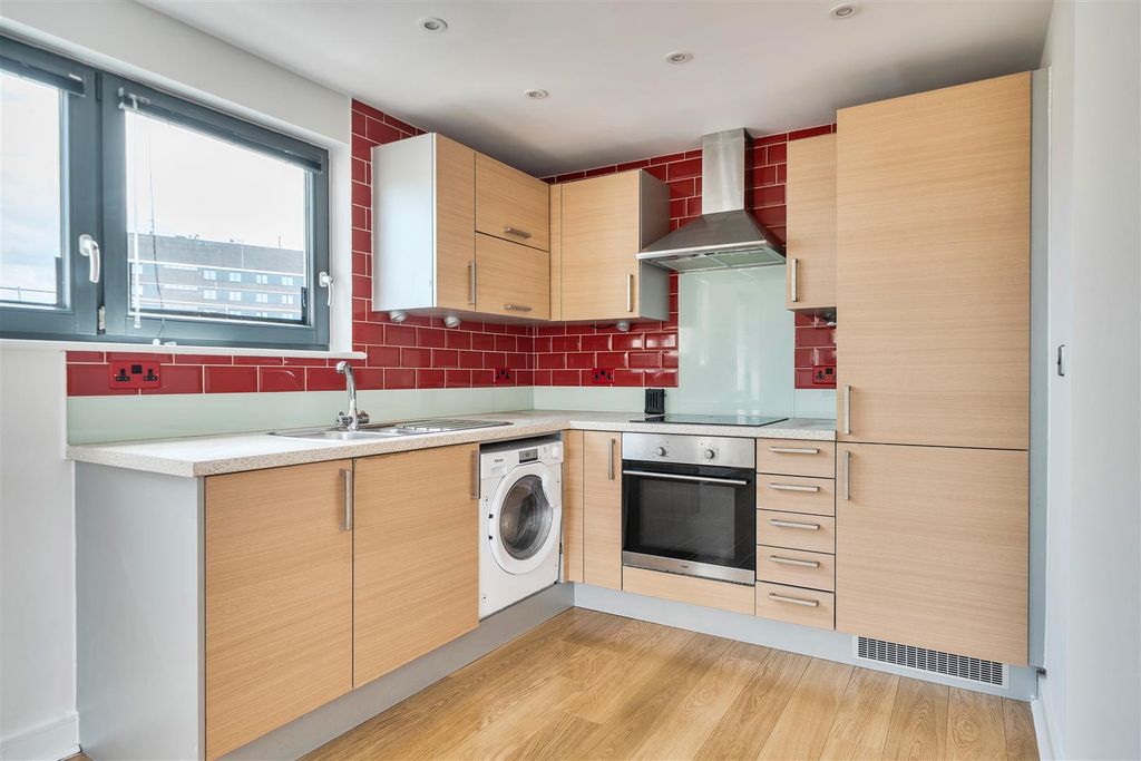 Property photo 2 of 16 1479102 (1).Jpg