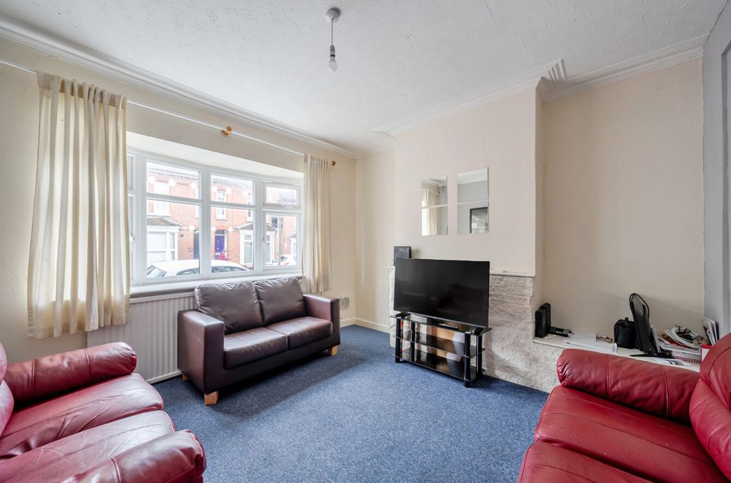 Property photo 2 of 14 1429635-13-69B945...