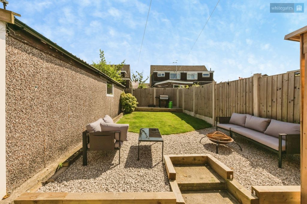 Property photo 2 of 16 Pbox-Img.Jpg