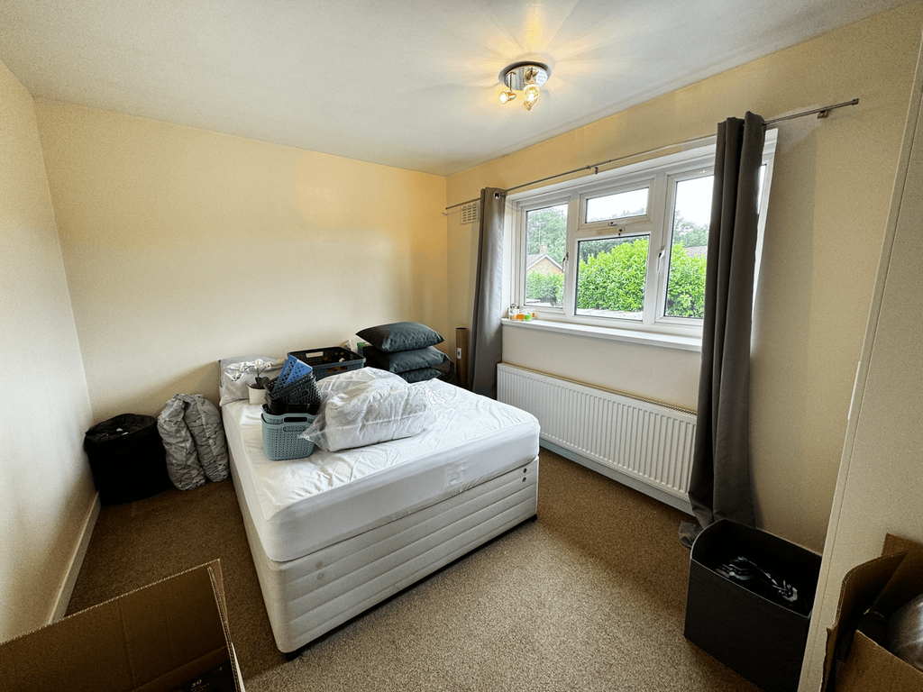 Property photo 3 of 10 Bedroom