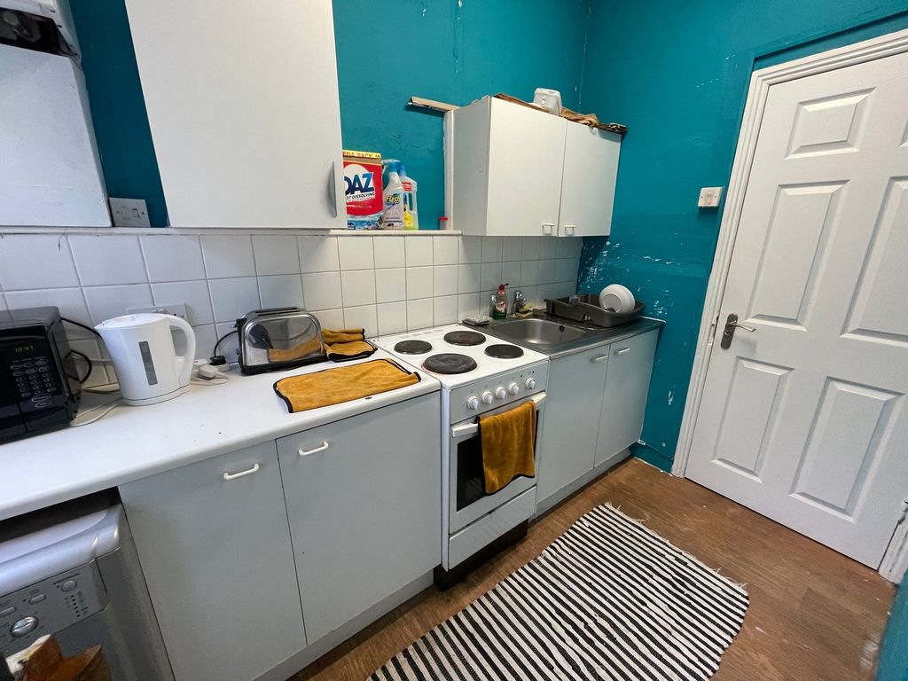 Property photo 2 of 4