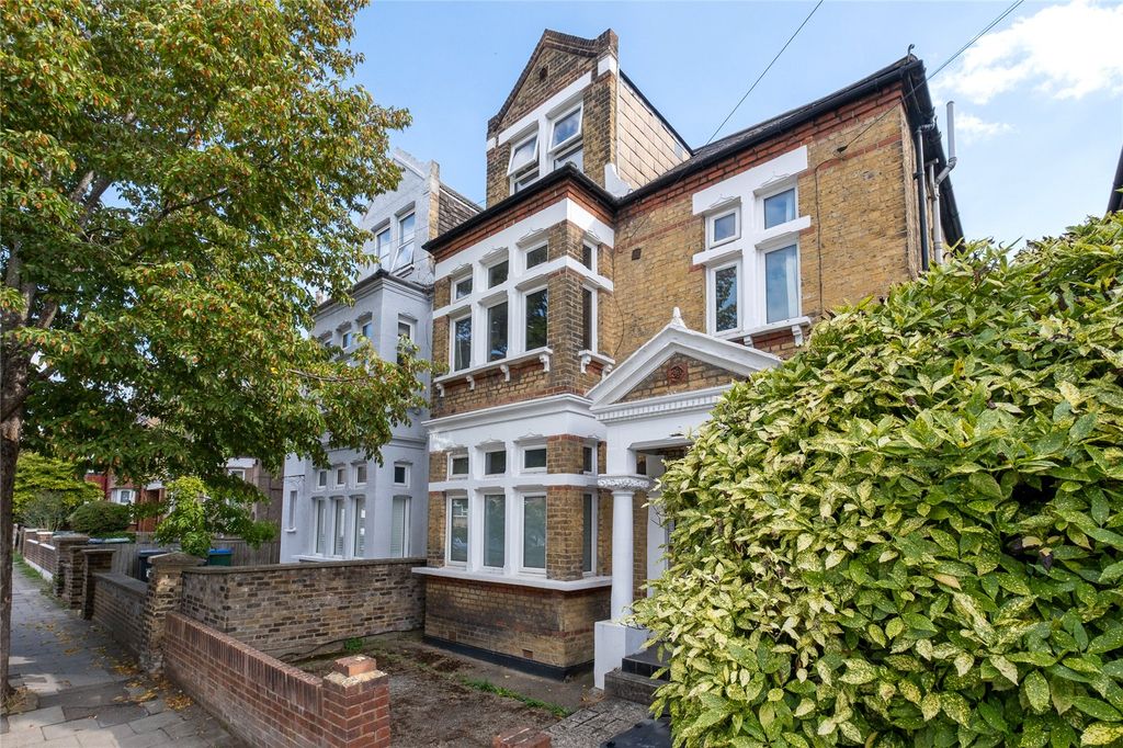 Property photo 1 of 16 Picture No. 22