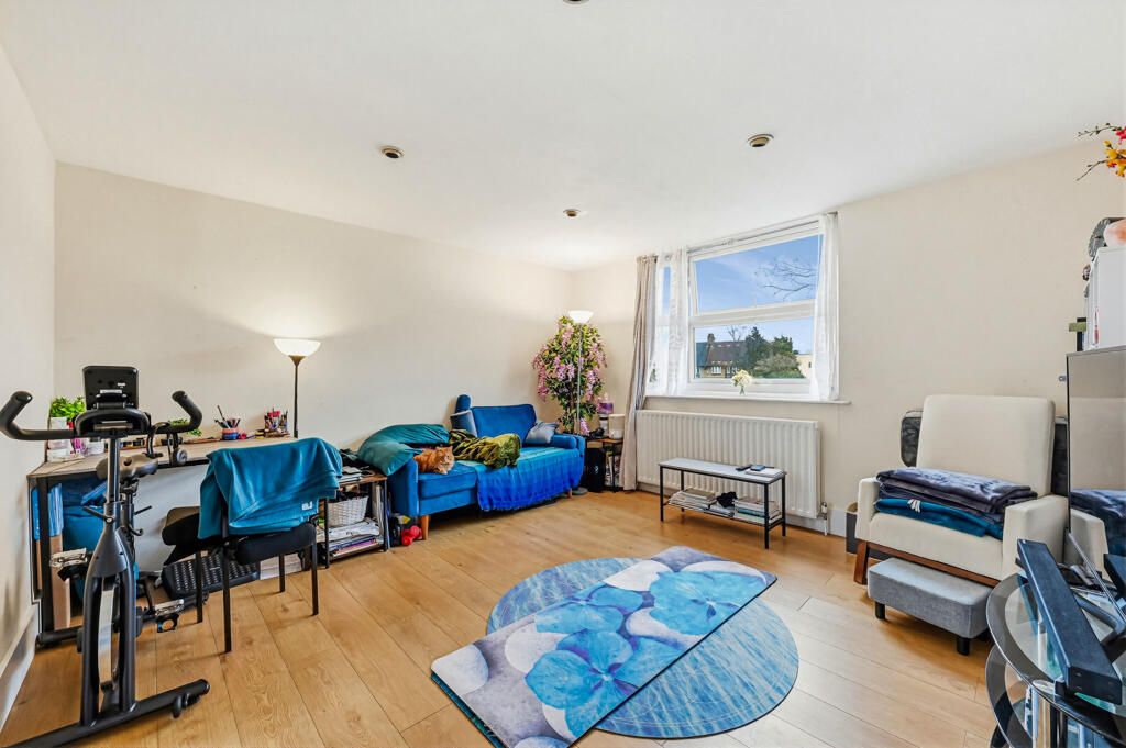 Property photo 2 of 12 Living Room