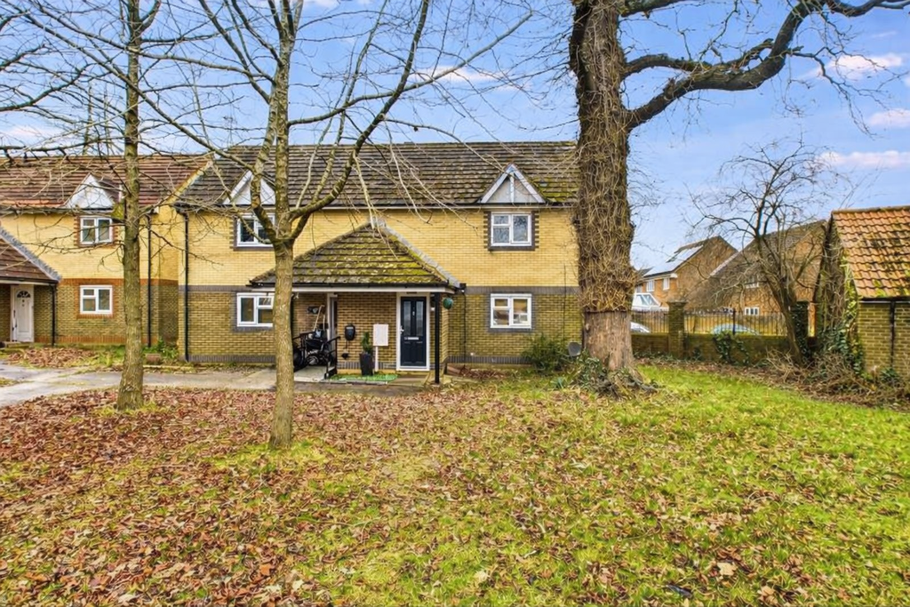 Property photo 1 of 10 Front