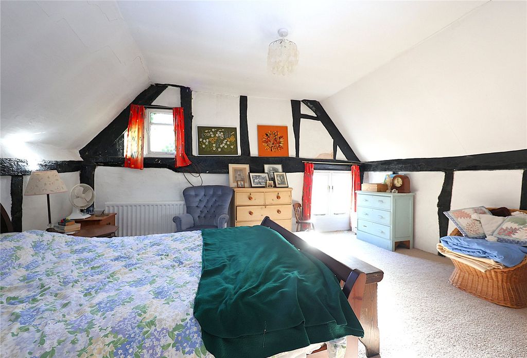 Property photo 3 of 23 Picture No. 04