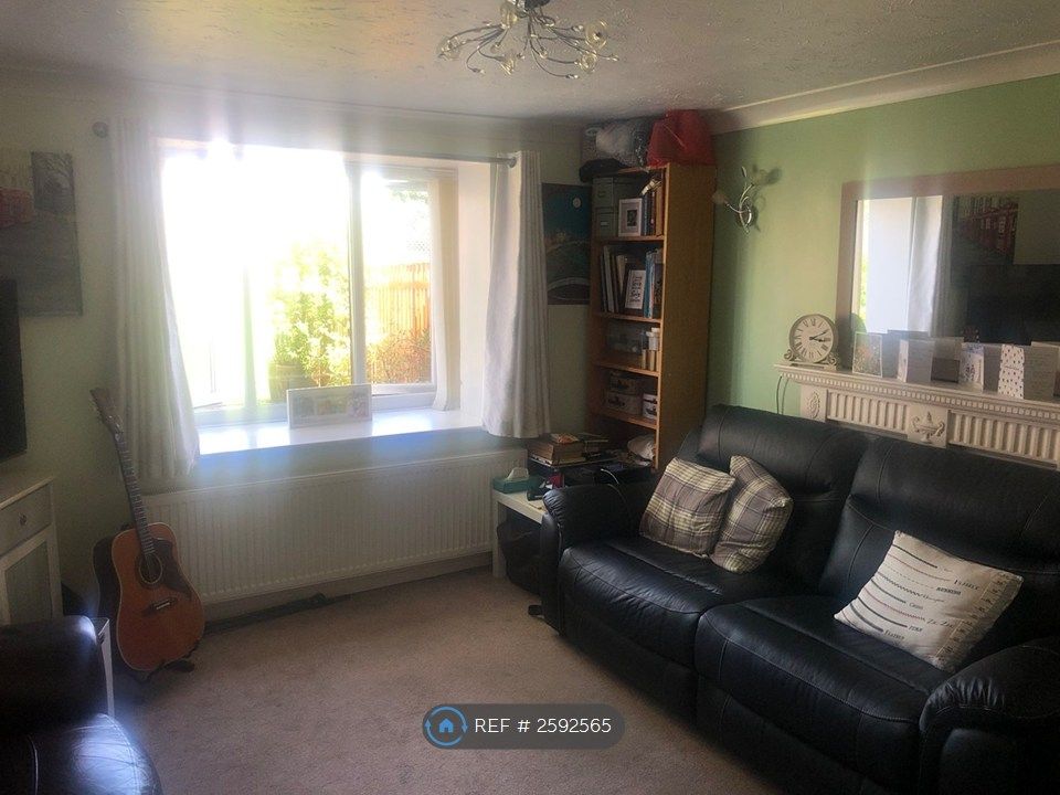 Property photo 3 of 10