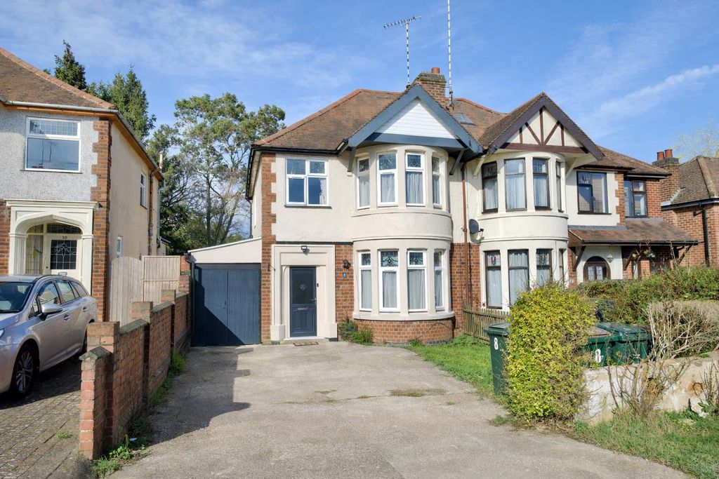 Property photo 1 of 14 Front