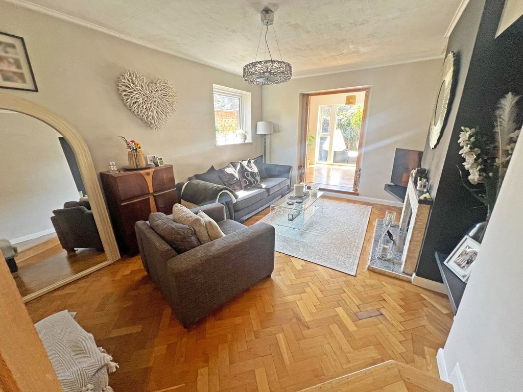 Property photo 2 of 29