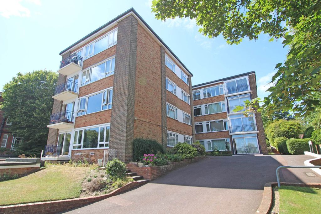 Property photo 1 of 22