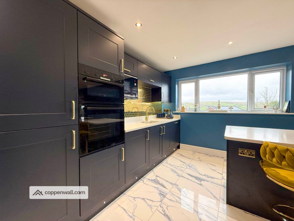 Property photo 3 of 38