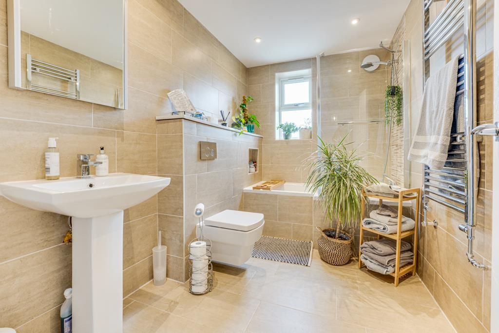 Additional image 36 of 5 bed detached house for saleLondon Road, Kettering NN15