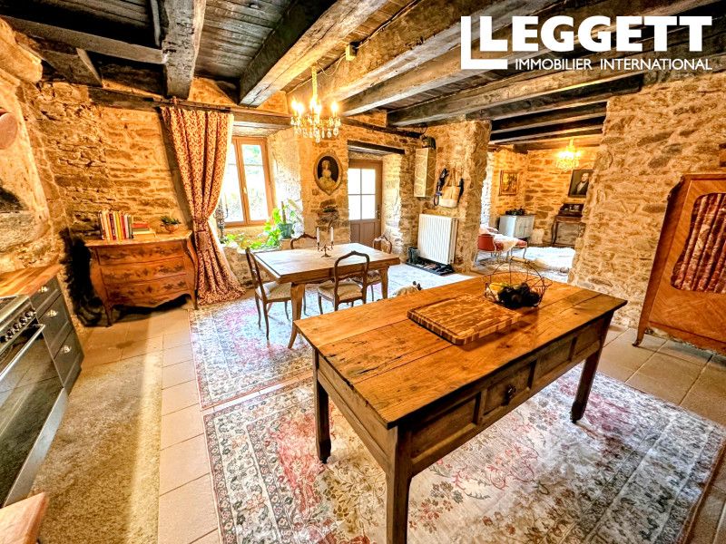 Property photo 3 of 10